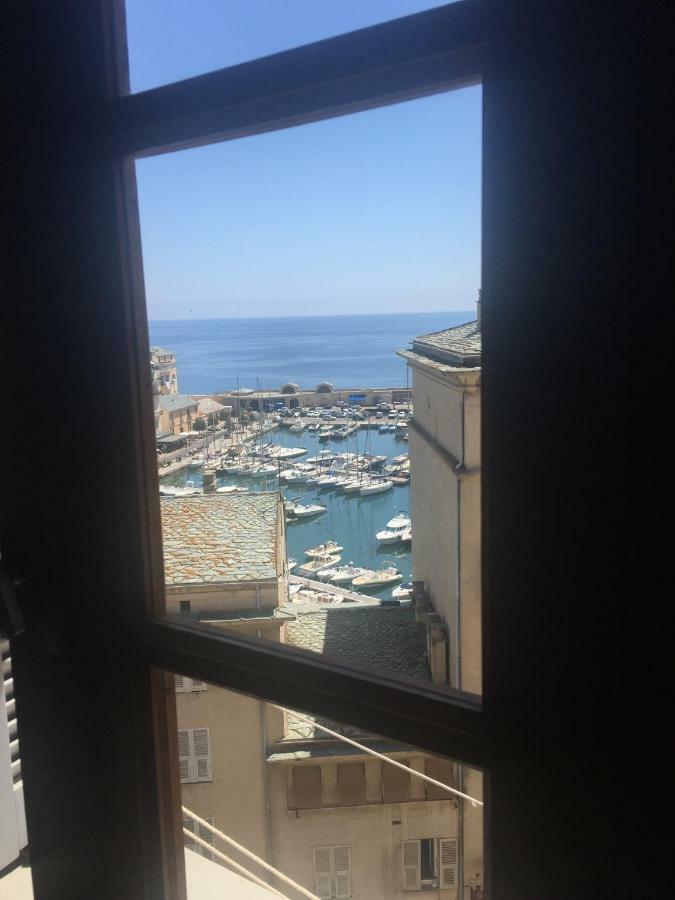 Apartmán 15 Rue Du General Carbuccia Ap Bastia  Exteriér fotografie